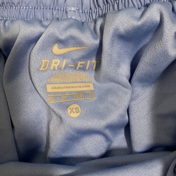 Nike shorts - Picture 2 of 2